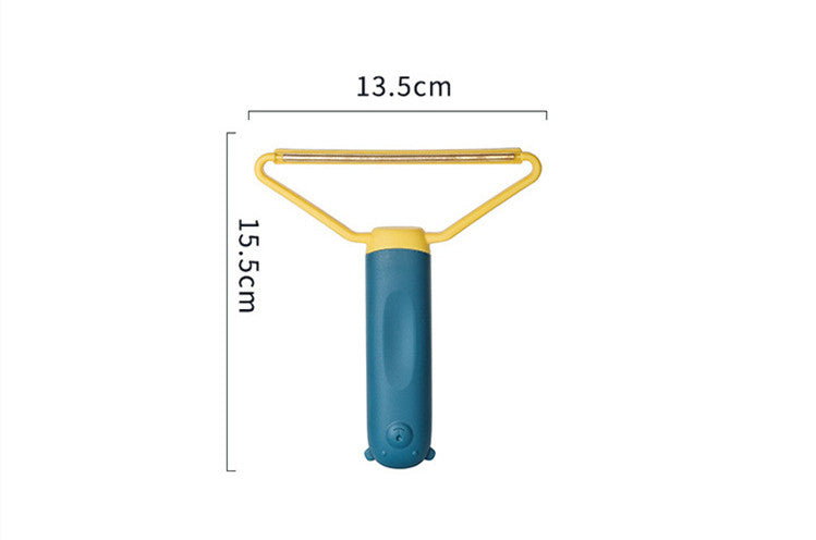 a yellow and blue peeler with text: '13.5cm 15.5cm'